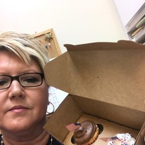 Meet your Posher, Mandy